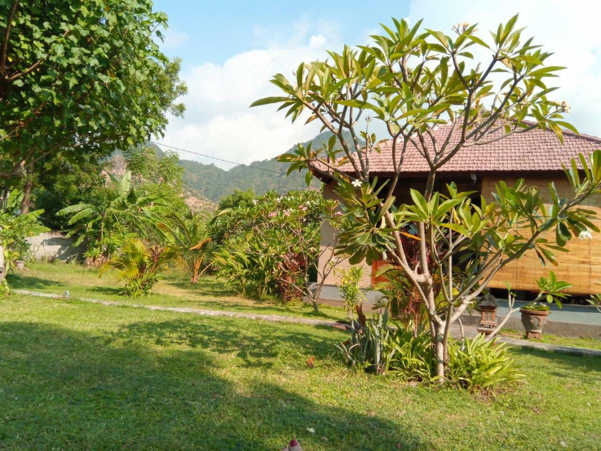 Tegal Sari, Pemuteran- North Bali Hotel Exterior photo